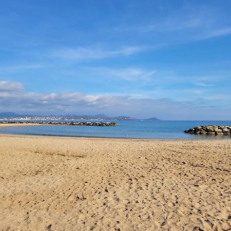 Appartement La Tranquillite, 2Mn A Pieds Mer Fréjus Buitenkant foto